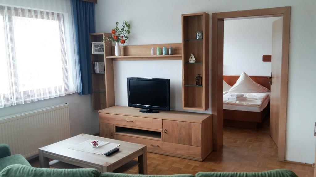 Panoramablickhotel - Lakeview Apartments Annenheim Luaran gambar